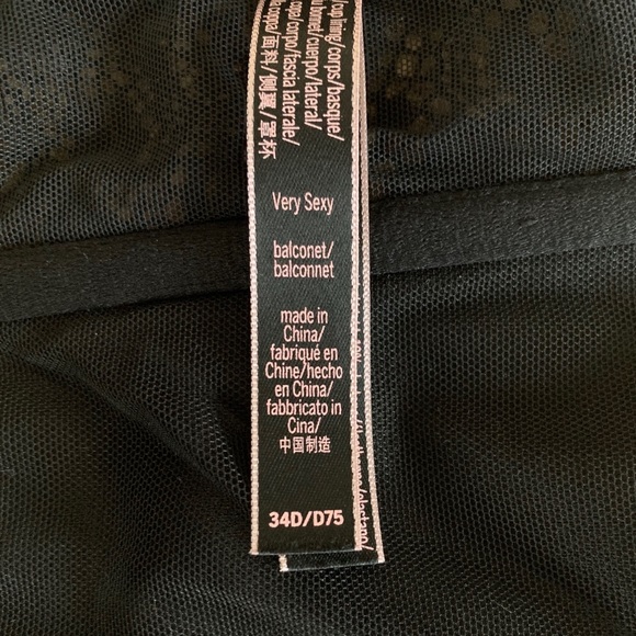 Black leather Victoria’s Secret Corset - Picture 4 of 4